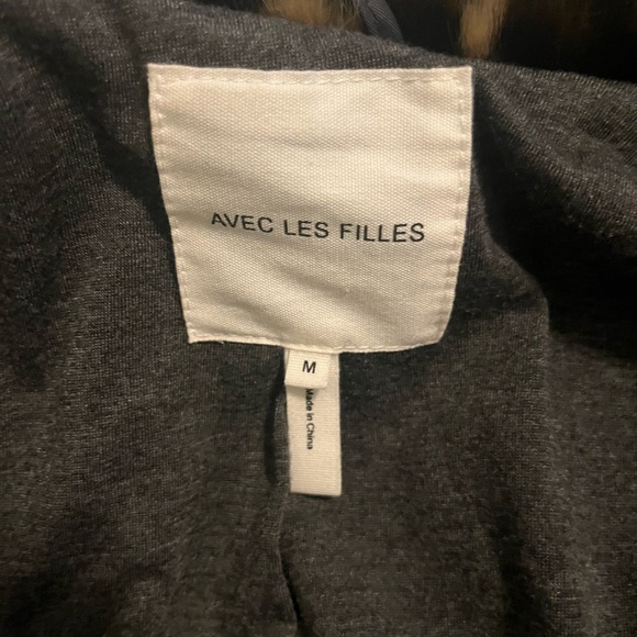 Beautiful never worn Avec Les Filles from Nordstrom. Pet free/smoke free home. - Picture 3 of 4